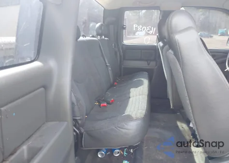 2006 Chevrolet Silverado 1500 Ls z USA, uszkodzony, nr VIN 1GCEC19X06Z163089